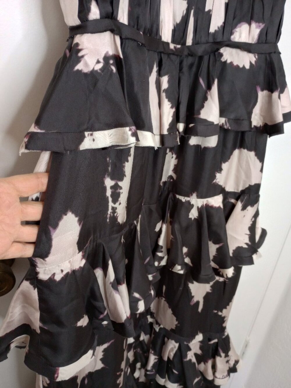Ulla Johnson Serafina Noir Blur Tiered Silk Gown - Picture 9 of 17
